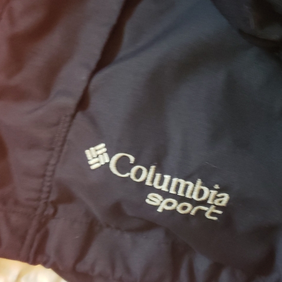 2 in 1.. Columbia Winter Jacket - Picture 5 of 6